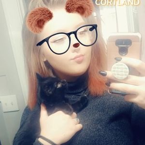 Meet your Posher, Alexandrea